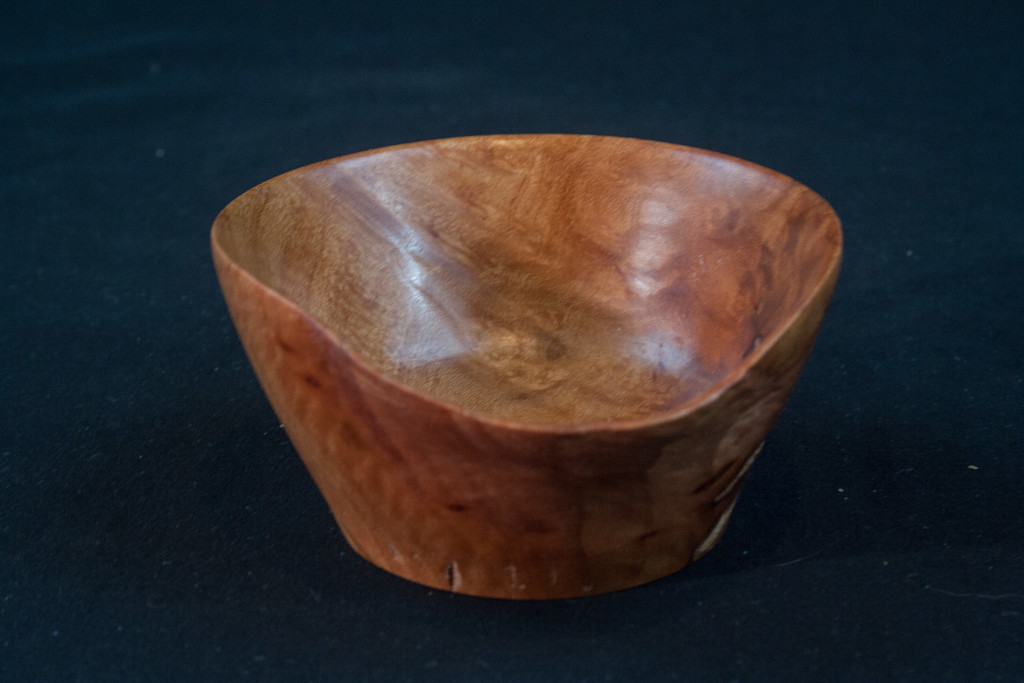 94 Madrone Root Hollow Form 3,5 x 2